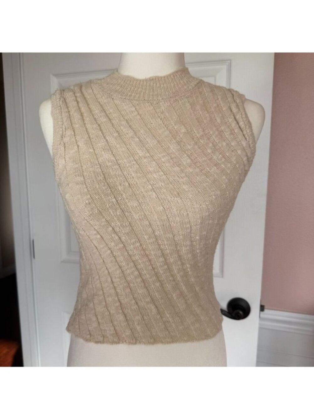 Mango MNG Cream Sleeveless Soft Cable Knit Tank Size XS